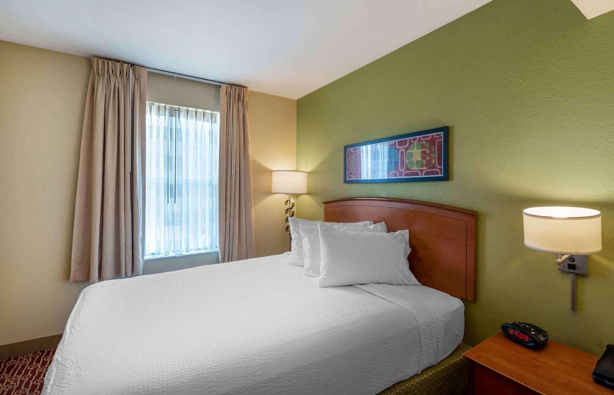 Extended Stay America Suites - Atlanta - Norcross - Peachtree Corners エクステリア 写真